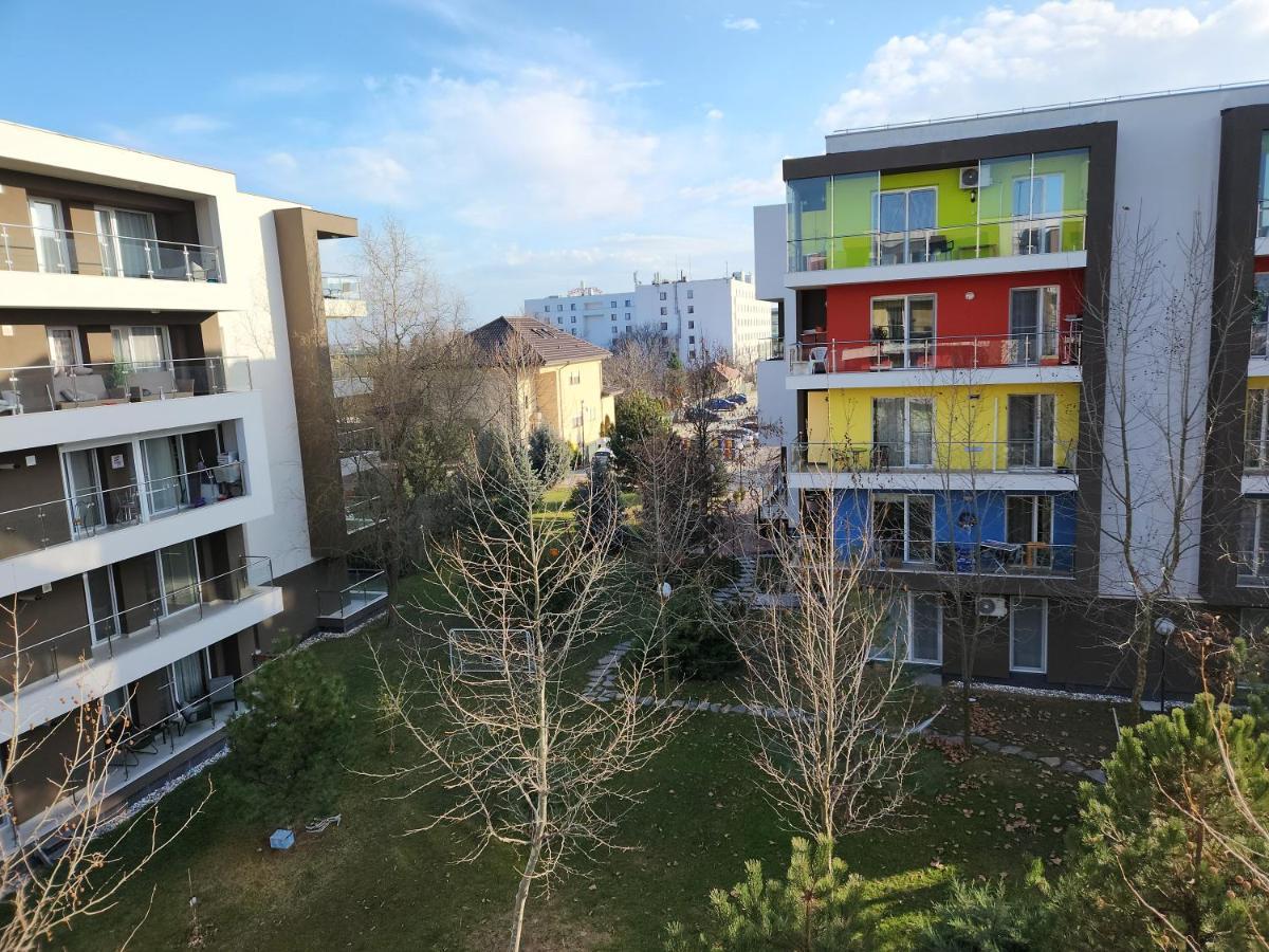 Airport Apartment Otopeni Buitenkant foto