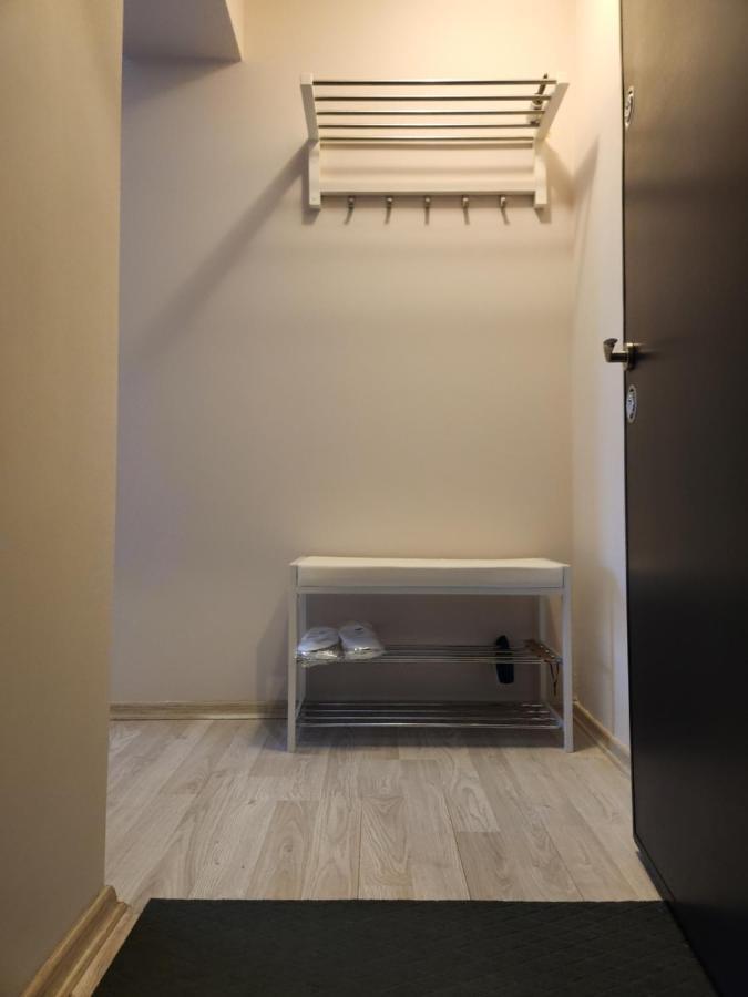Airport Apartment Otopeni Buitenkant foto